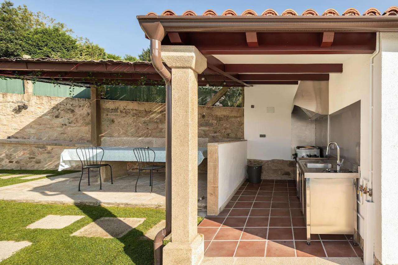 A Casa Romeu Villa ซานติอาโก เด กอมโปสเตลา ภายนอก รูปภาพ